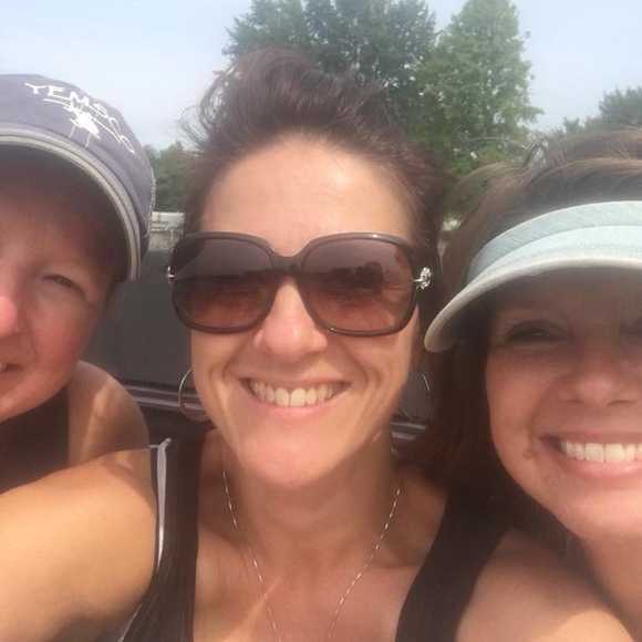 Meet your Posher, Sandra - Picture 1 of 1